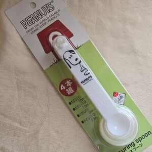 SNOOPY JAPAN Peanuts Snoopy White Measuring Spoon Set (4-piece) NEW